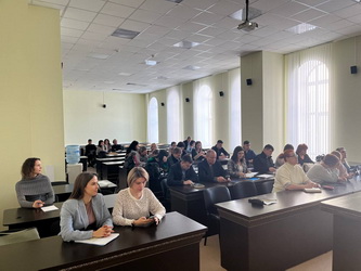 Завершается цикл образовательных семинаров для специалистов Саратовской городской Думы